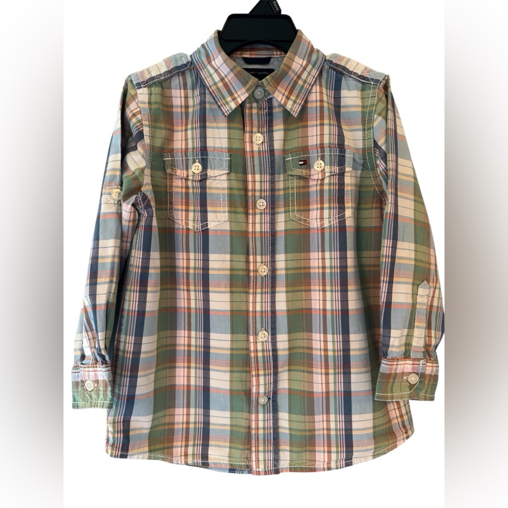 Tommy Hilfiger Long Sleeve Button Up Shirt Boys Size 4 Plaid Front Pockets Logo